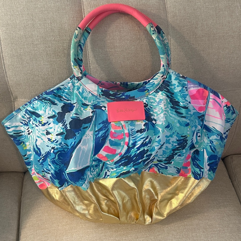 Oversized Lilly Pulitzer Zipper Bag